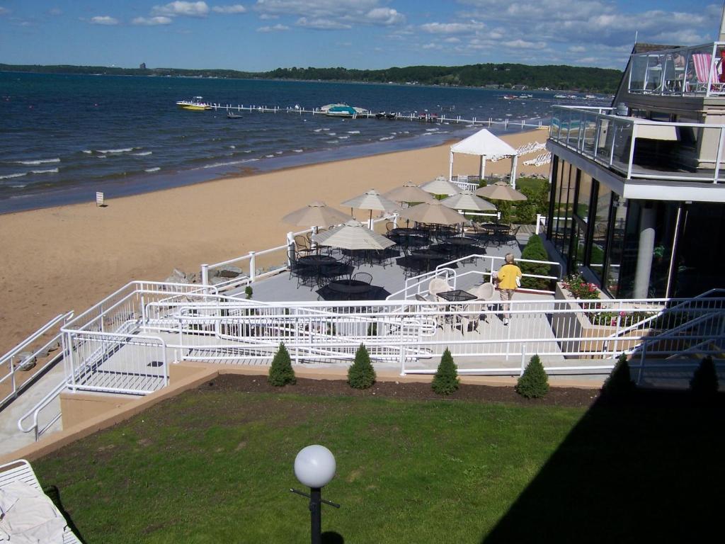 Pinestead Reef Resort Traverse City Eksteriør bilde